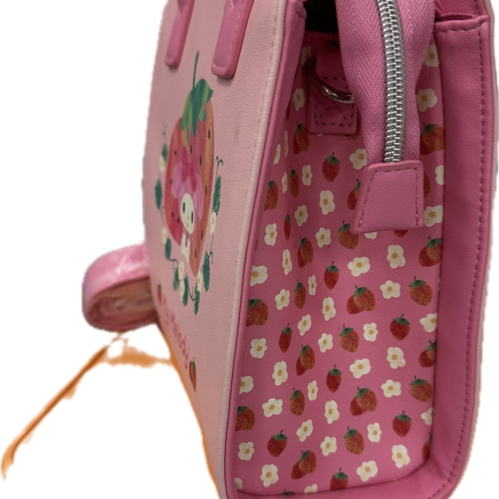 Loungefly My Melody 🍓Strawberrry 🍓 SUPREME Pink Jandbag - Picture 6 of 9